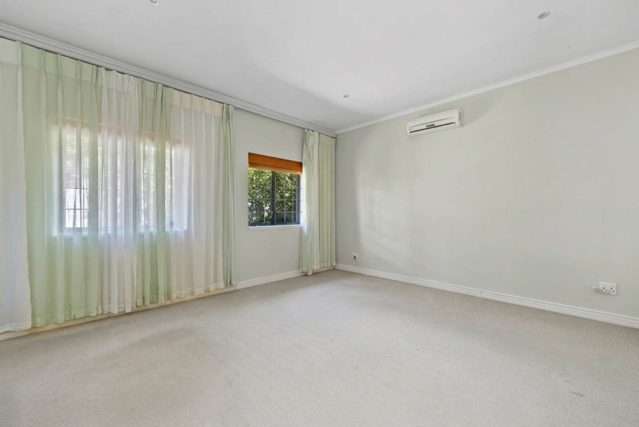 4 Bedroom Property for Sale in Camps Bay Western Cape